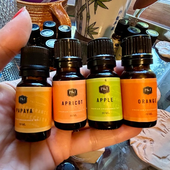 NEW Bundle of four 10 ml fragrance oils from P&J Trading - Picture 1 of 11